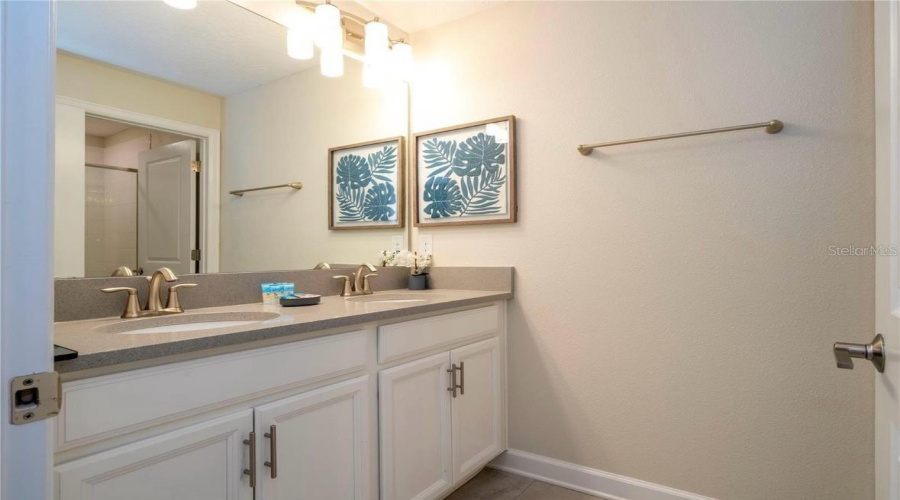 Kissimmee, Florida 34746, 4 Bedrooms Bedrooms, ,3 Bathroomsbathrooms,Residential,For Sale,Dedication,Mfro6229726