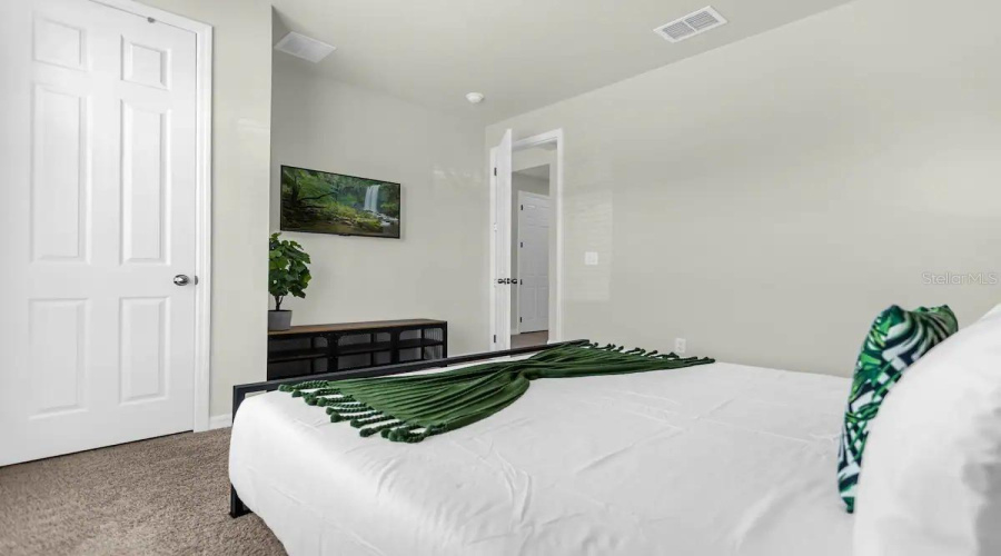 Kissimmee, Florida 34747, 4 Bedrooms Bedrooms, ,4 Bathroomsbathrooms,Residential,For Sale,Tropical Palms,Mfro6228785