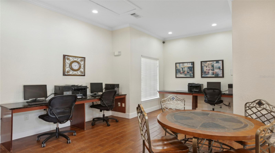 Davenport, Florida 33897, 4 Bedrooms Bedrooms, ,3 Bathroomsbathrooms,Residential,For Sale,Charo,Mfro6230423