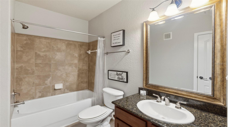 Davenport, Florida 33897, 4 Bedrooms Bedrooms, ,3 Bathroomsbathrooms,Residential,For Sale,Charo,Mfro6230423