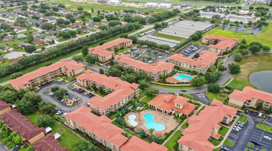Davenport, Florida 33897, 4 Bedrooms Bedrooms, ,3 Bathroomsbathrooms,Residential,For Sale,Charo,Mfro6230423