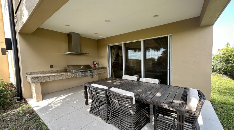 Kissimmee, Florida 34747, 4 Bedrooms Bedrooms, ,4 Bathroomsbathrooms,Residential,For Sale,Brasilia,Mfro6231267