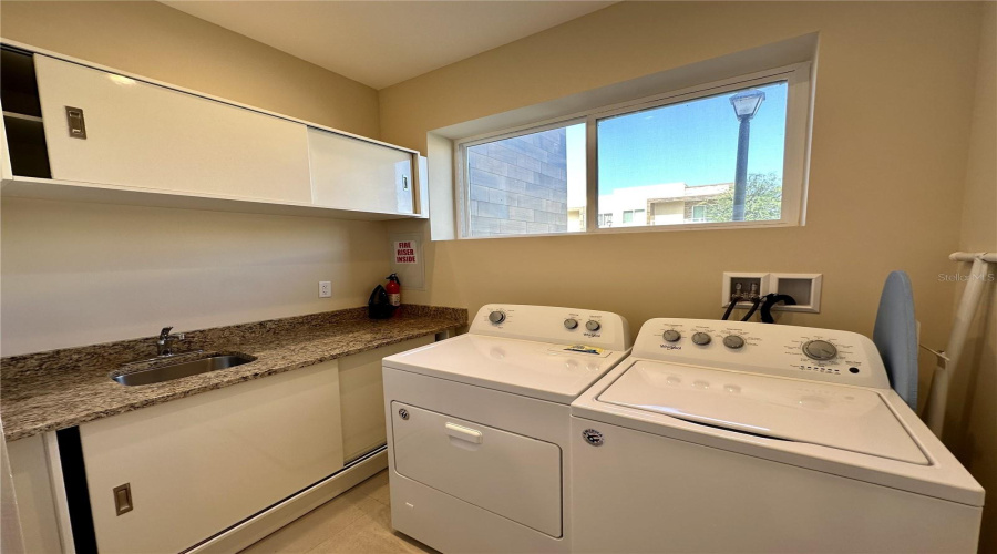 Kissimmee, Florida 34747, 4 Bedrooms Bedrooms, ,4 Bathroomsbathrooms,Residential,For Sale,Brasilia,Mfro6231267
