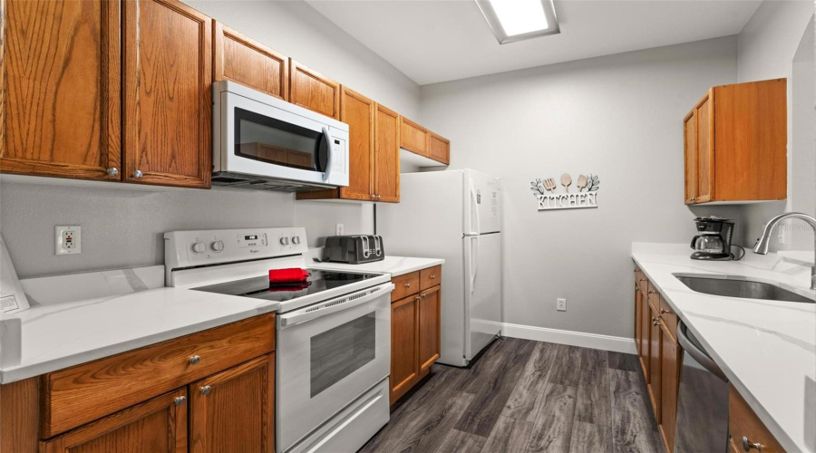 Kissimmee, Florida 34747, 3 Bedrooms Bedrooms, ,2 Bathroomsbathrooms,Residential,For Sale,Coconut Palm,Mfro6231182