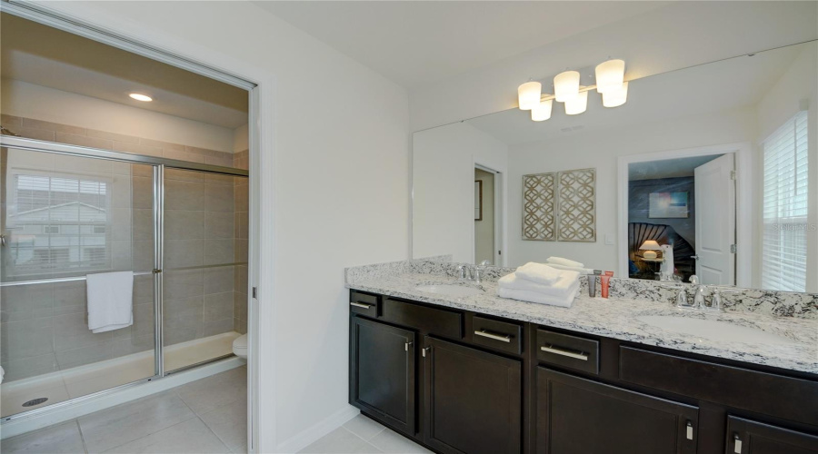 Davenport, Florida 33897, 6 Bedrooms Bedrooms, ,4 Bathroomsbathrooms,Residential,For Sale,Lana,Mfro6227570