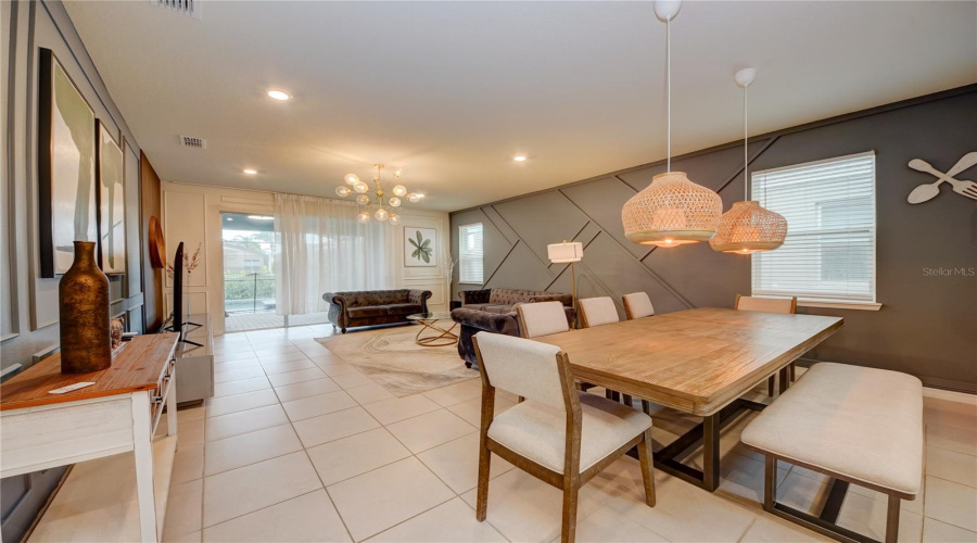 Davenport, Florida 33897, 6 Bedrooms Bedrooms, ,4 Bathroomsbathrooms,Residential,For Sale,Lana,Mfro6227570