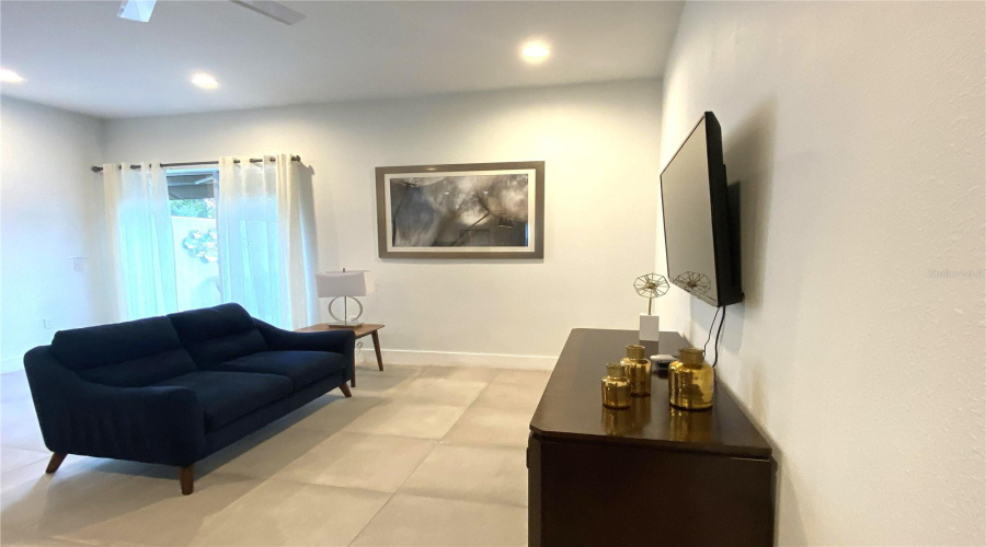 Kissimmee, Florida 34747, 3 Bedrooms Bedrooms, ,3 Bathroomsbathrooms,Residential,For Sale,Sunville,Mfro6231460