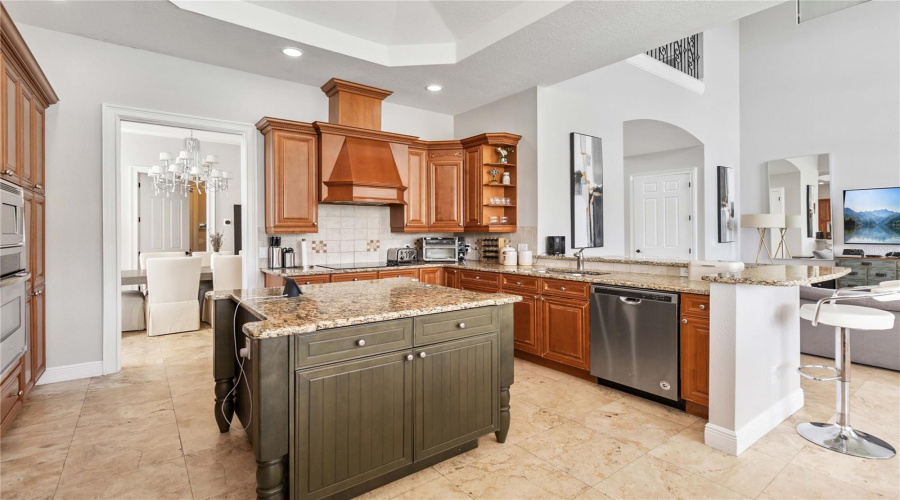 Reunion, Florida 34747, 5 Bedrooms Bedrooms, ,4 Bathroomsbathrooms,Residential,For Sale,Radiant,Mfro6231378