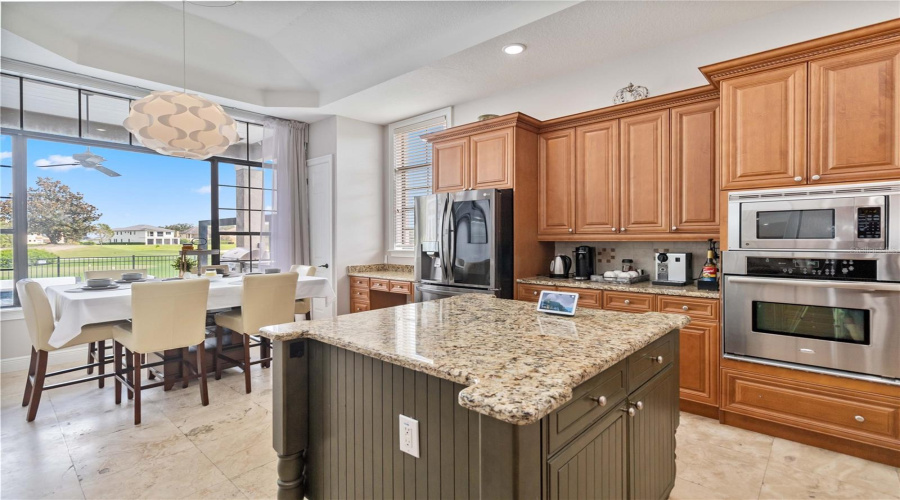 Reunion, Florida 34747, 5 Bedrooms Bedrooms, ,4 Bathroomsbathrooms,Residential,For Sale,Radiant,Mfro6231378