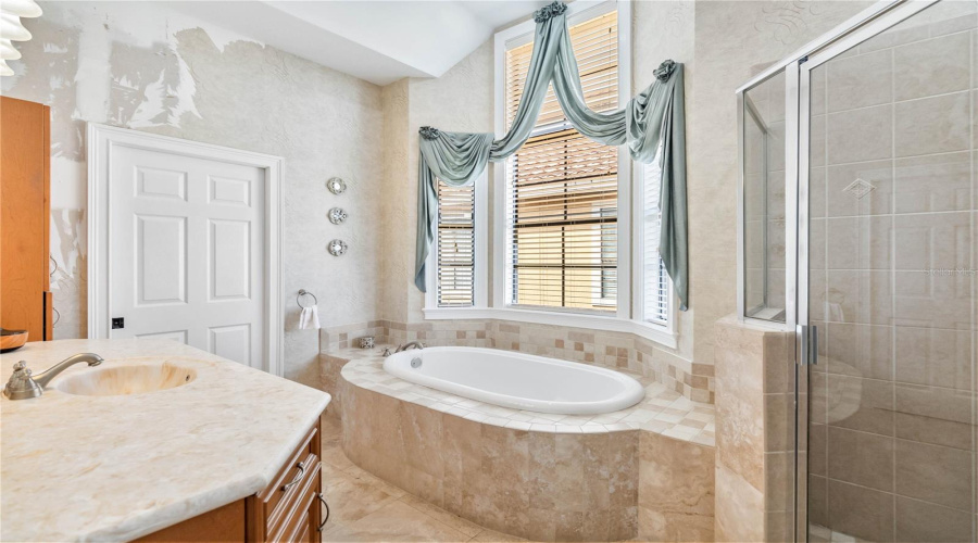 Reunion, Florida 34747, 5 Bedrooms Bedrooms, ,4 Bathroomsbathrooms,Residential,For Sale,Radiant,Mfro6231378