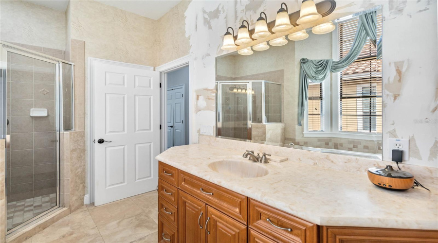 Reunion, Florida 34747, 5 Bedrooms Bedrooms, ,4 Bathroomsbathrooms,Residential,For Sale,Radiant,Mfro6231378