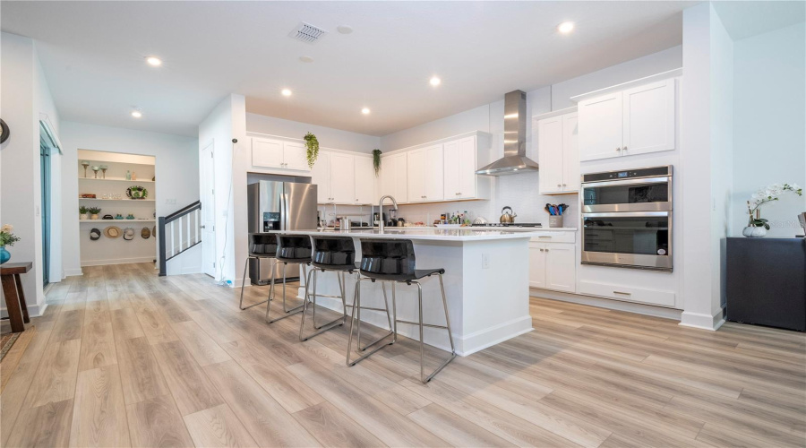 KISSIMMEE, Florida 34747, 4 Bedrooms Bedrooms, ,3 BathroomsBathrooms,Residential,For Sale,BARRIER COVE,0,MFRO6231577