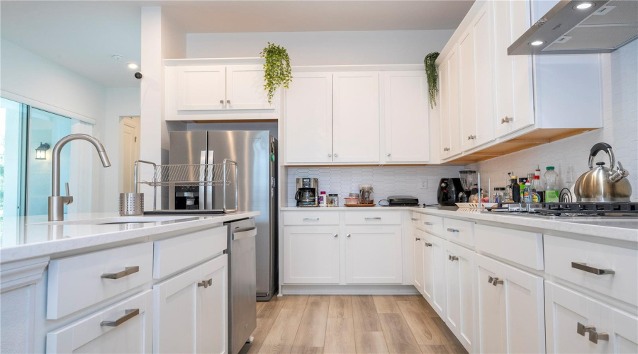KISSIMMEE, Florida 34747, 4 Bedrooms Bedrooms, ,3 BathroomsBathrooms,Residential,For Sale,BARRIER COVE,0,MFRO6231577