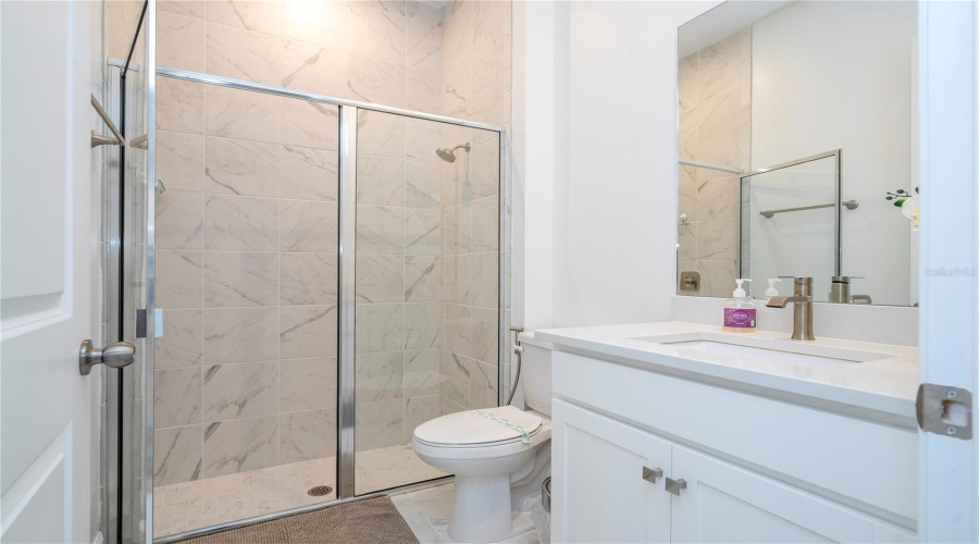KISSIMMEE, Florida 34747, 4 Bedrooms Bedrooms, ,3 BathroomsBathrooms,Residential,For Sale,BARRIER COVE,0,MFRO6231577