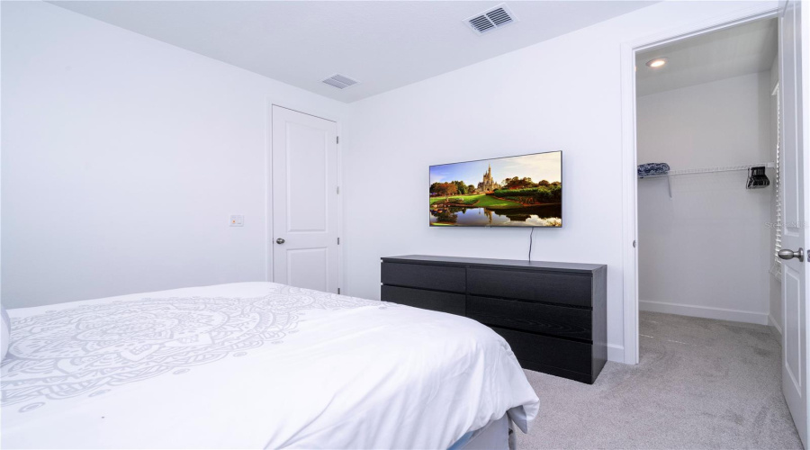 KISSIMMEE, Florida 34747, 4 Bedrooms Bedrooms, ,3 BathroomsBathrooms,Residential,For Sale,BARRIER COVE,0,MFRO6231577
