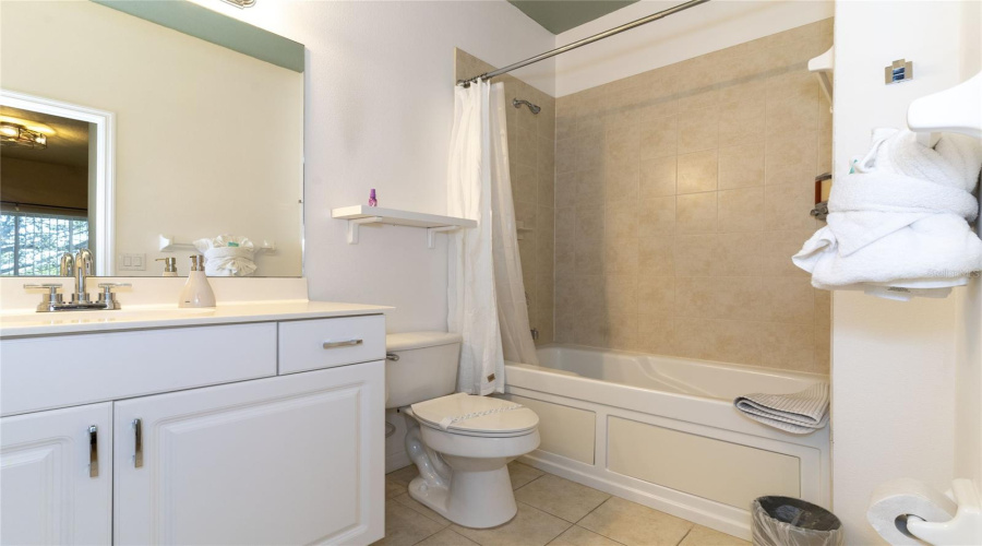 Kissimmee, Florida 34747, 2 Bedrooms Bedrooms, ,2 Bathroomsbathrooms,Residential,For Sale,Sun Lake,Mfrs5109597