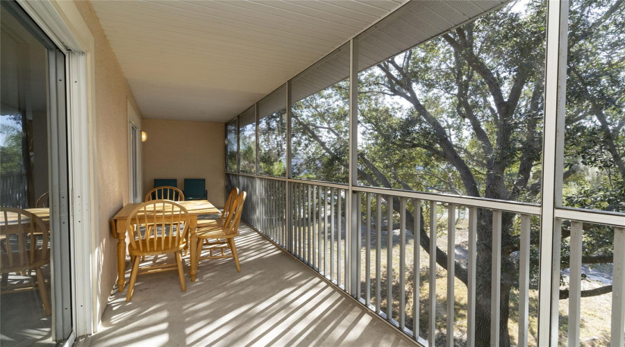 Kissimmee, Florida 34747, 2 Bedrooms Bedrooms, ,2 Bathroomsbathrooms,Residential,For Sale,Sun Lake,Mfrs5109597