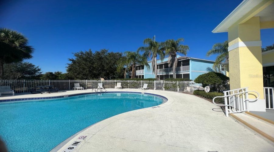 Kissimmee, Florida 34747, 2 Bedrooms Bedrooms, ,2 Bathroomsbathrooms,Residential,For Sale,Sun Lake,Mfrs5109597
