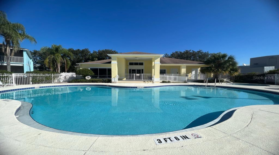 Kissimmee, Florida 34747, 2 Bedrooms Bedrooms, ,2 Bathroomsbathrooms,Residential,For Sale,Sun Lake,Mfrs5109597