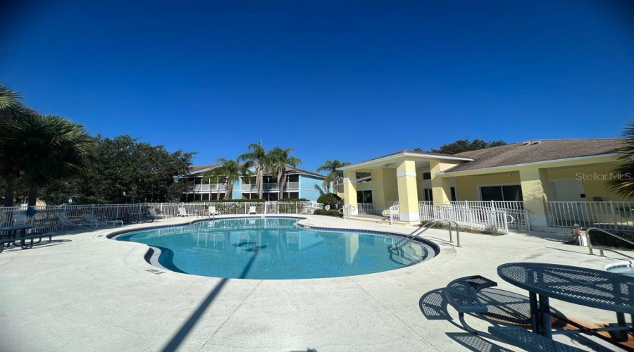 Kissimmee, Florida 34747, 2 Bedrooms Bedrooms, ,2 Bathroomsbathrooms,Residential,For Sale,Sun Lake,Mfrs5109597