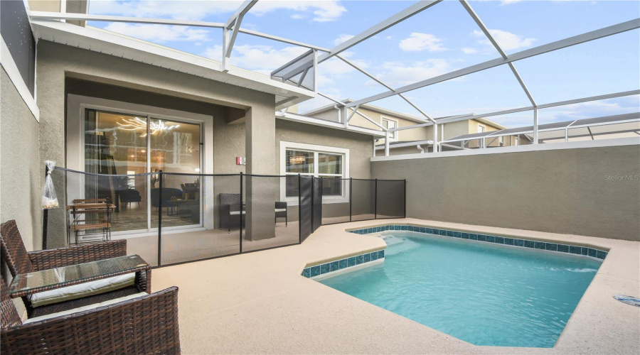 Davenport, Florida 33896, 5 Bedrooms Bedrooms, ,4 Bathroomsbathrooms,Residential,For Sale,Kingsbarn,Mfro6231896
