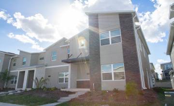 Davenport, Florida 33896, 5 Bedrooms Bedrooms, ,4 Bathroomsbathrooms,Residential,For Sale,Splash Shot,Mfrs5110499
