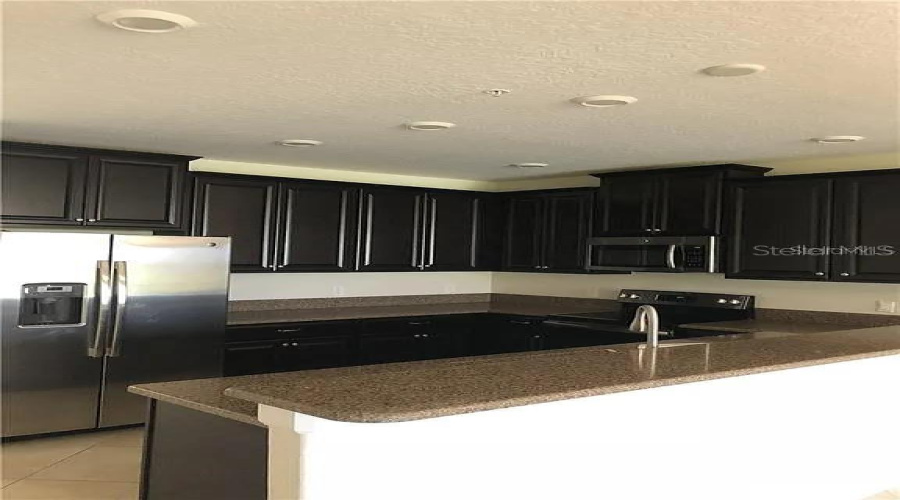 Davenport, Florida 33896, 3 Bedrooms Bedrooms, ,2 Bathroomsbathrooms,Residential,For Sale,Azalea Sands,Mfro6233337