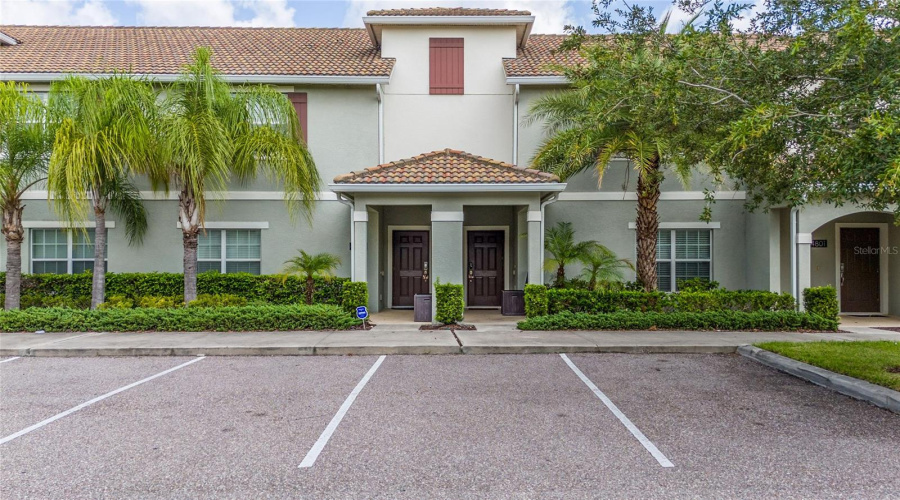 KISSIMMEE, Florida 34746, 4 Bedrooms Bedrooms, ,3 BathroomsBathrooms,Residential,For Sale,BRIER ROSE,0,MFRO6153815