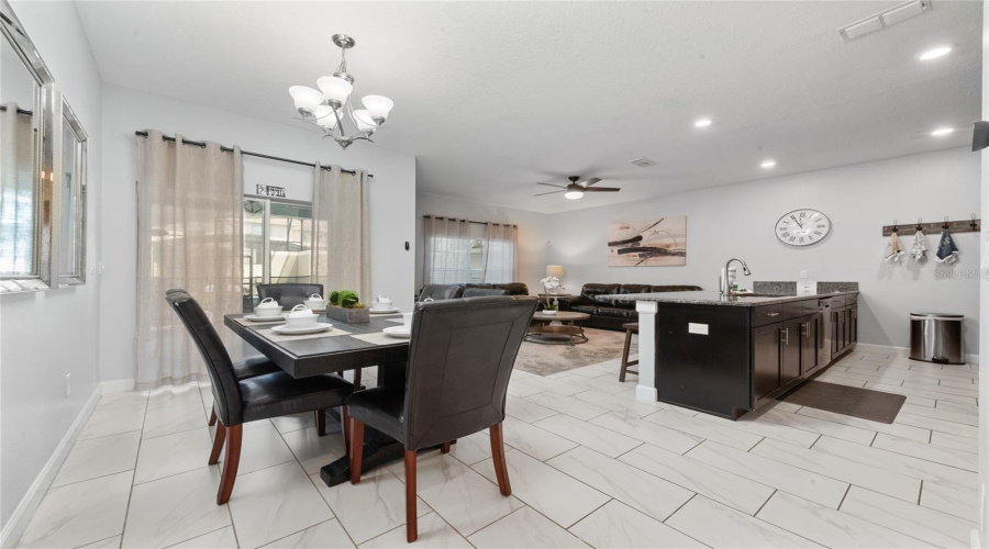 KISSIMMEE, Florida 34746, 4 Bedrooms Bedrooms, ,3 BathroomsBathrooms,Residential,For Sale,BRIER ROSE,0,MFRO6153815