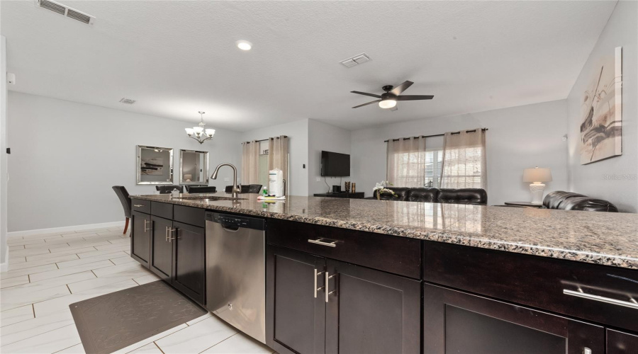 KISSIMMEE, Florida 34746, 4 Bedrooms Bedrooms, ,3 BathroomsBathrooms,Residential,For Sale,BRIER ROSE,0,MFRO6153815