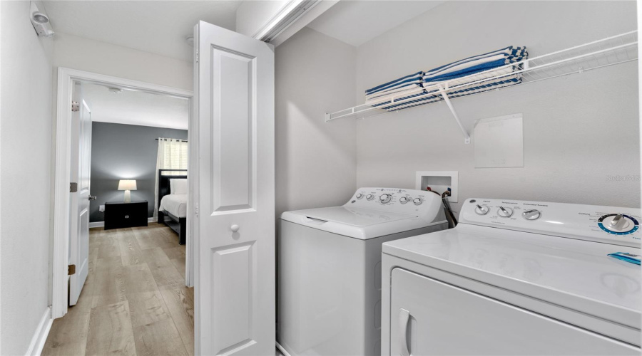 KISSIMMEE, Florida 34746, 4 Bedrooms Bedrooms, ,3 BathroomsBathrooms,Residential,For Sale,BRIER ROSE,0,MFRO6153815