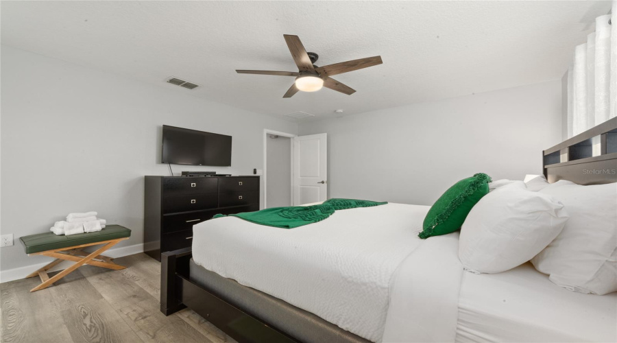 KISSIMMEE, Florida 34746, 4 Bedrooms Bedrooms, ,3 BathroomsBathrooms,Residential,For Sale,BRIER ROSE,0,MFRO6153815