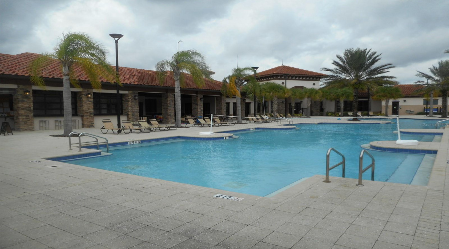 DAVENPORT, Florida 33837, 6 Bedrooms Bedrooms, ,5 BathroomsBathrooms,Residential,For Sale,OAKBOURNE,0,MFRS5110589