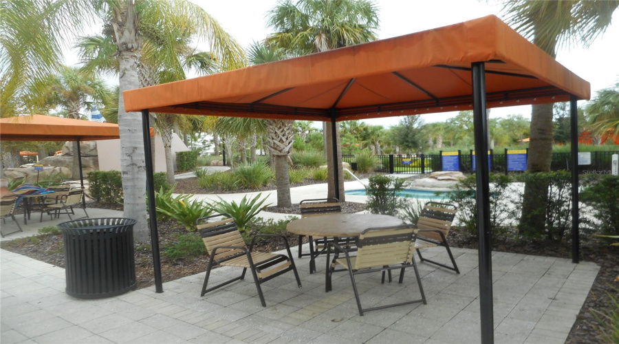 DAVENPORT, Florida 33837, 6 Bedrooms Bedrooms, ,5 BathroomsBathrooms,Residential,For Sale,OAKBOURNE,0,MFRS5110589