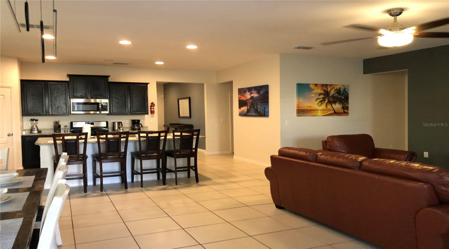 DAVENPORT, Florida 33837, 6 Bedrooms Bedrooms, ,5 BathroomsBathrooms,Residential,For Sale,OAKBOURNE,0,MFRS5110589