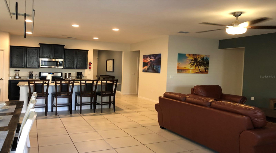 DAVENPORT, Florida 33837, 6 Bedrooms Bedrooms, ,5 BathroomsBathrooms,Residential,For Sale,OAKBOURNE,0,MFRS5110589