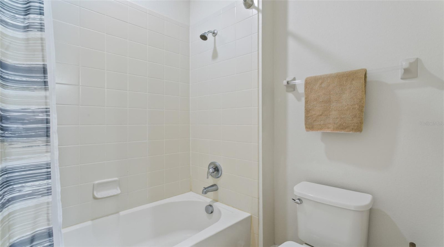 Kissimmee, Florida 34746, 6 Bedrooms Bedrooms, ,4 Bathroomsbathrooms,Residential,For Sale,Bowfin,Mfrs5110517