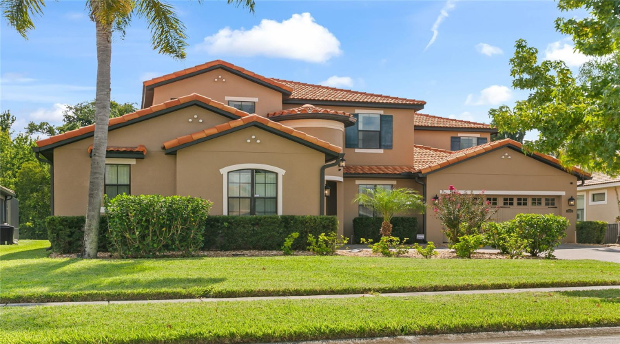 Kissimmee, Florida 34746, 6 Bedrooms Bedrooms, ,4 Bathroomsbathrooms,Residential,For Sale,Bowfin,Mfrs5110517