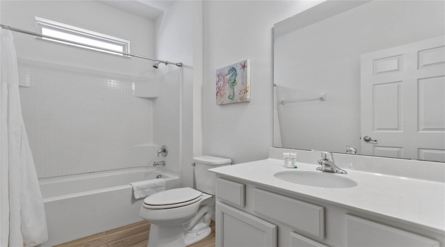Davenport, Florida 33837, 11 Bedrooms Bedrooms, ,9 Bathroomsbathrooms,Residential,For Sale,Broad Oak,Mfro6147262