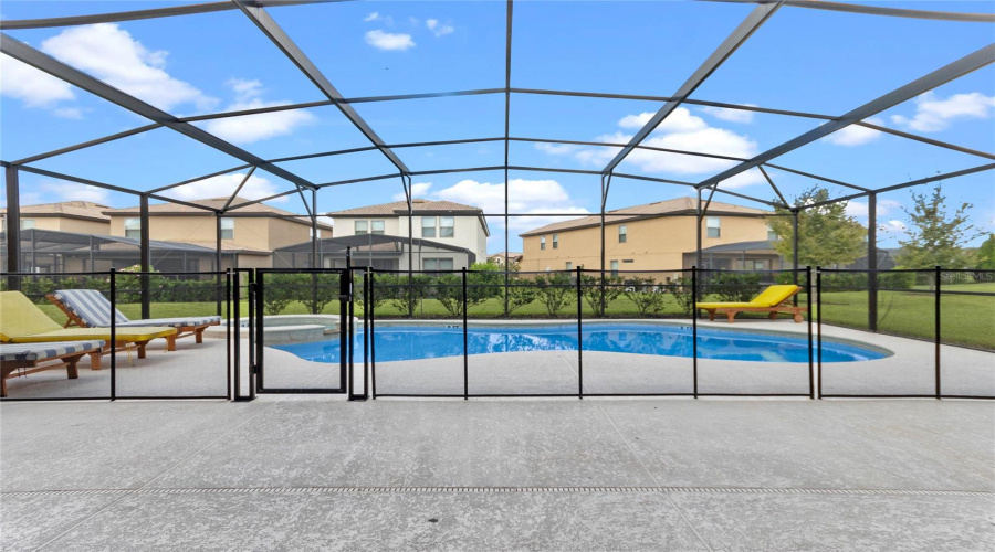 Davenport, Florida 33837, 11 Bedrooms Bedrooms, ,9 Bathroomsbathrooms,Residential,For Sale,Broad Oak,Mfro6147262