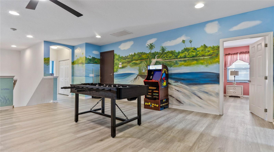 Davenport, Florida 33837, 11 Bedrooms Bedrooms, ,9 Bathroomsbathrooms,Residential,For Sale,Broad Oak,Mfro6147262