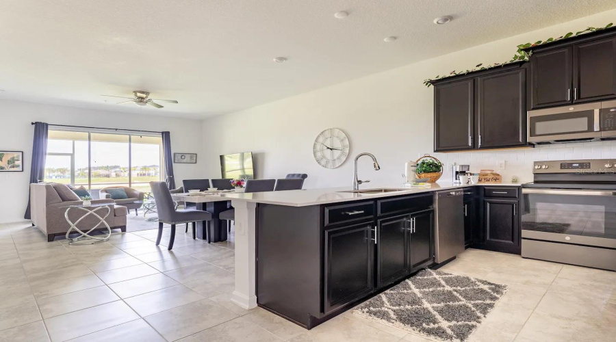 Davenport, Florida 33896, 2 Bedrooms Bedrooms, ,2 Bathroomsbathrooms,Residential,For Sale,Sommerset Hills,Mfrs5110723