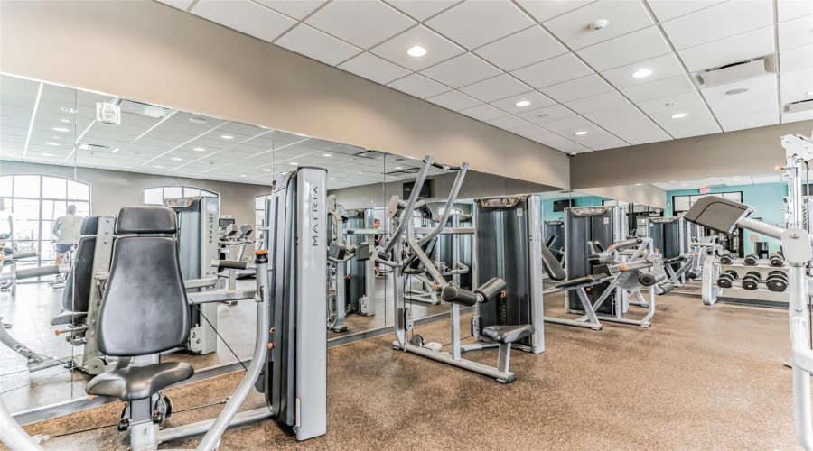 KISSIMMEE, Florida 34747, 5 Bedrooms Bedrooms, ,4 BathroomsBathrooms,Residential,For Sale,DUBAI,0,MFRO6233761