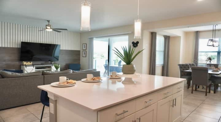 Kissimmee, Florida 34746, 2 Bedrooms Bedrooms, ,2 Bathroomsbathrooms,Residential,For Sale,Paradox,Mfro6233693