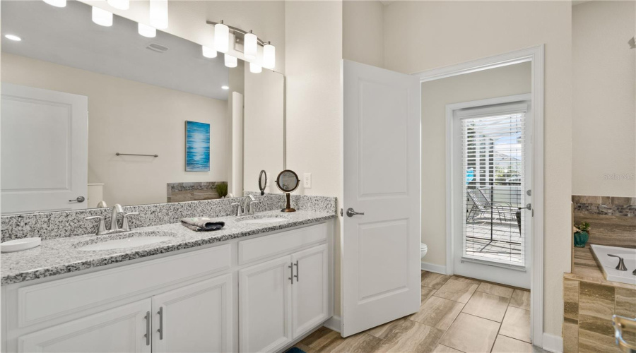 DAVENPORT, Florida 33896, 8 Bedrooms Bedrooms, ,5 BathroomsBathrooms,Residential,For Sale,HAZARD,0,MFRS5071787