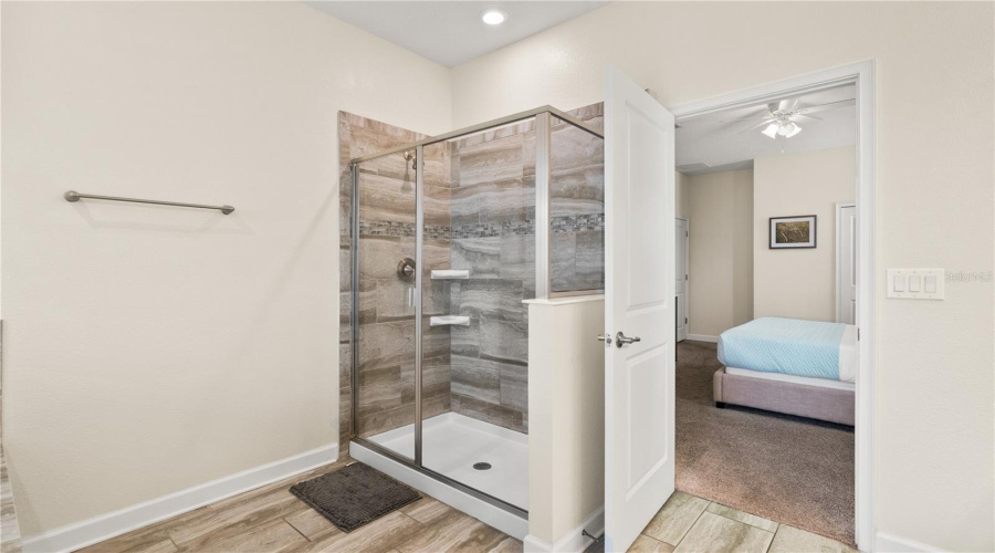 DAVENPORT, Florida 33896, 8 Bedrooms Bedrooms, ,5 BathroomsBathrooms,Residential,For Sale,HAZARD,0,MFRS5071787