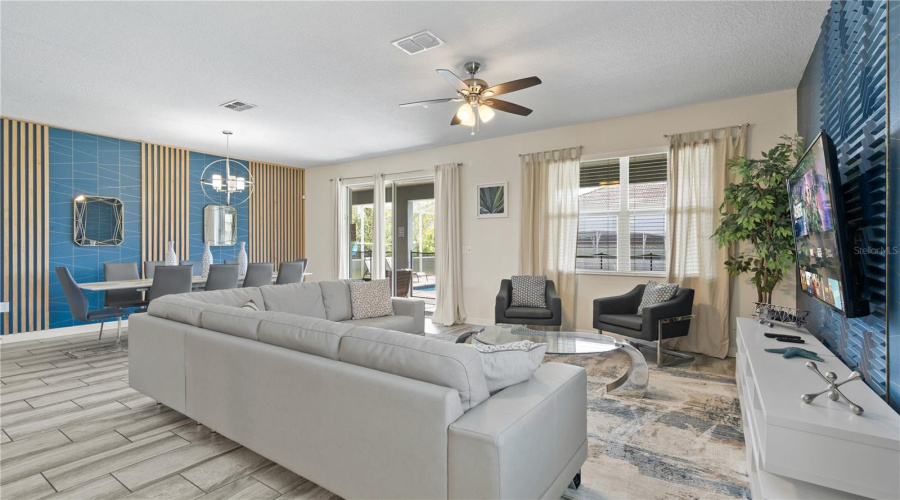 DAVENPORT, Florida 33896, 8 Bedrooms Bedrooms, ,5 BathroomsBathrooms,Residential,For Sale,HAZARD,0,MFRS5071787