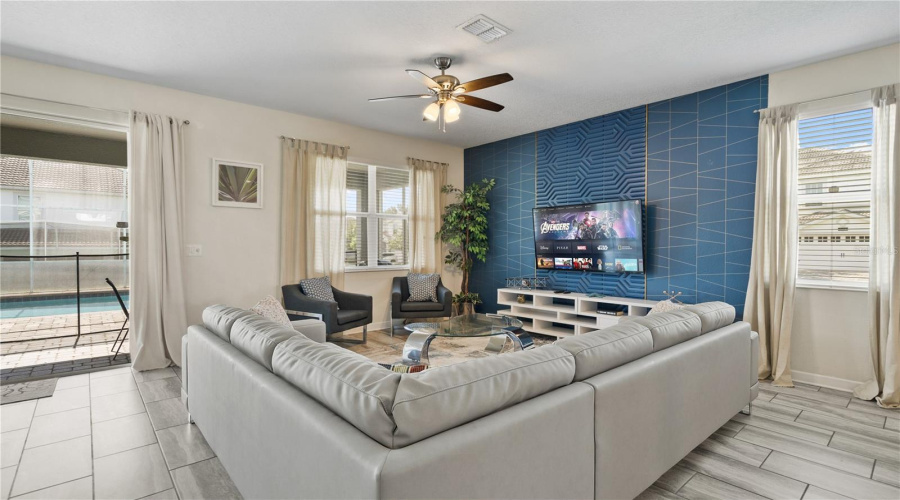 DAVENPORT, Florida 33896, 8 Bedrooms Bedrooms, ,5 BathroomsBathrooms,Residential,For Sale,HAZARD,0,MFRS5071787