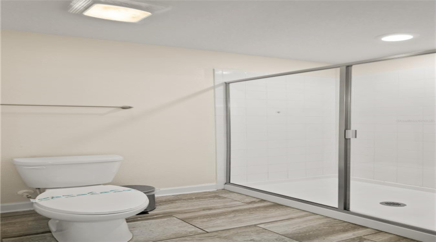 DAVENPORT, Florida 33896, 8 Bedrooms Bedrooms, ,5 BathroomsBathrooms,Residential,For Sale,HAZARD,0,MFRS5071787