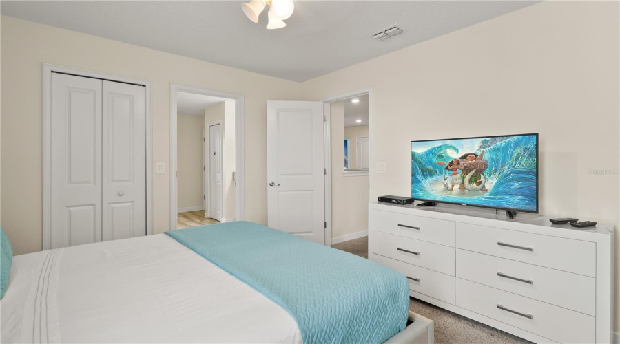 DAVENPORT, Florida 33896, 8 Bedrooms Bedrooms, ,5 BathroomsBathrooms,Residential,For Sale,HAZARD,0,MFRS5071787
